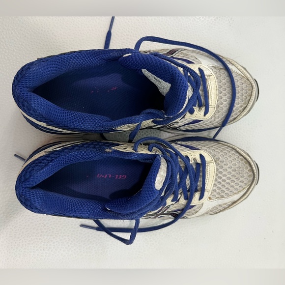 ASICS Gel Cumulus tennis shoes - size 7 - Picture 5 of 5